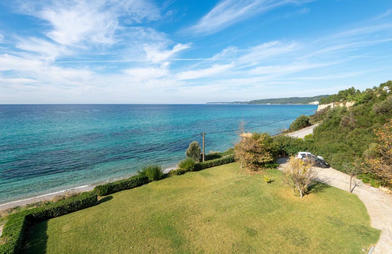 Seagrove, Beachfront Villa In Possidi #Feelslikehome Скала-Фуркас Екстер'єр фото